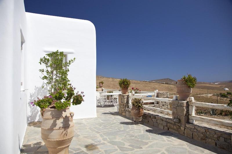 Eleni'S Village Suites Klouvas Buitenkant foto