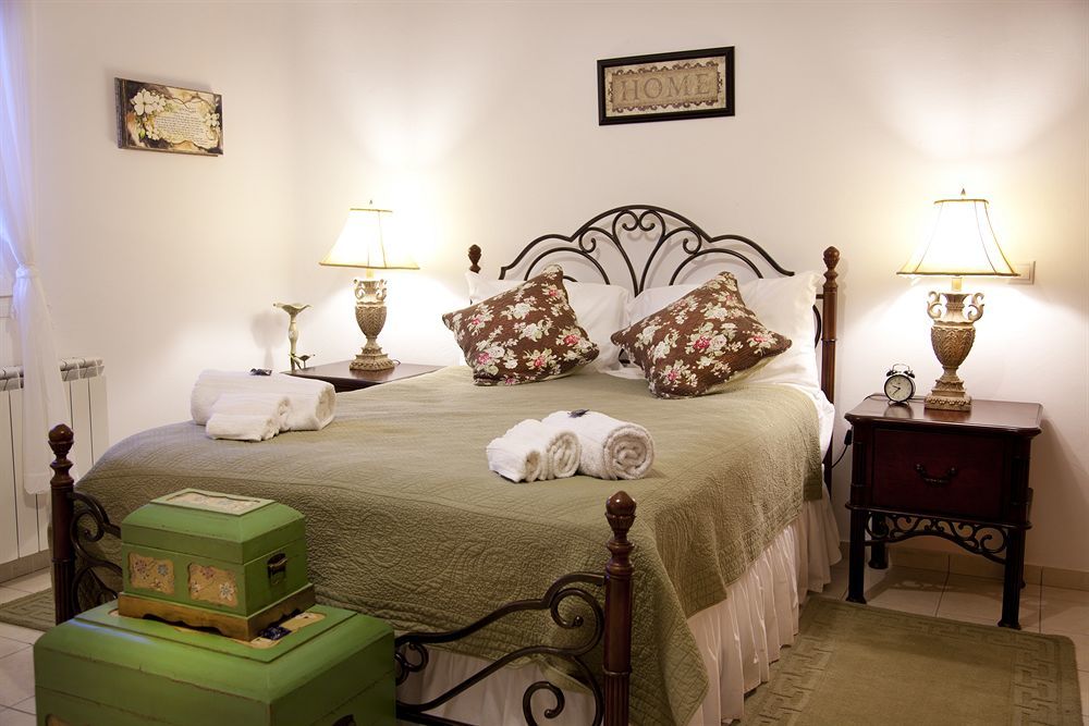 Eleni'S Village Suites Klouvas Buitenkant foto
